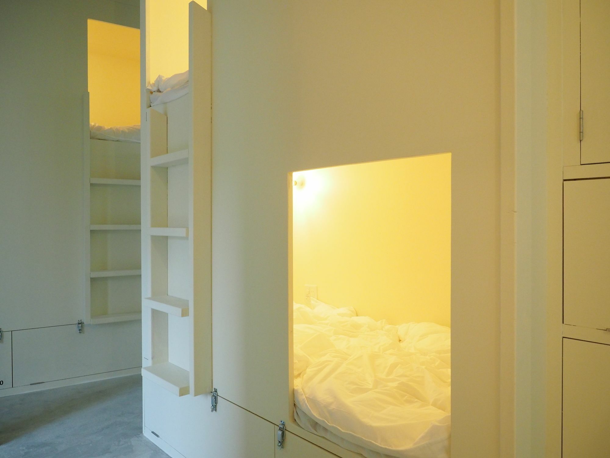 Almond Hostel & Cafe Shibuya Tokio Buitenkant foto